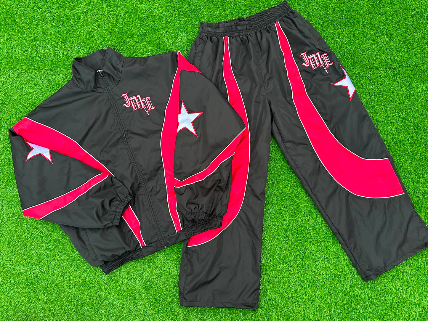 Apex windbreakers